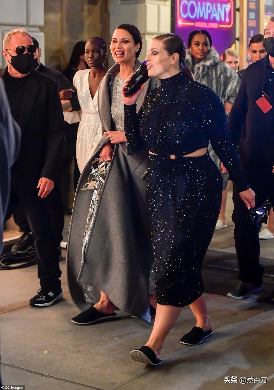 贝拉伊莲娜走秀,贝拉伊莲娜范思哲走秀