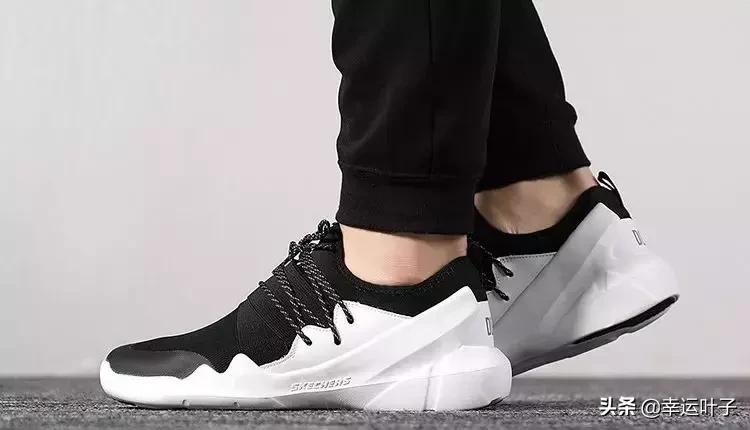 乐华七子斯凯奇熊猫鞋,斯凯奇灰色乐华七子同款