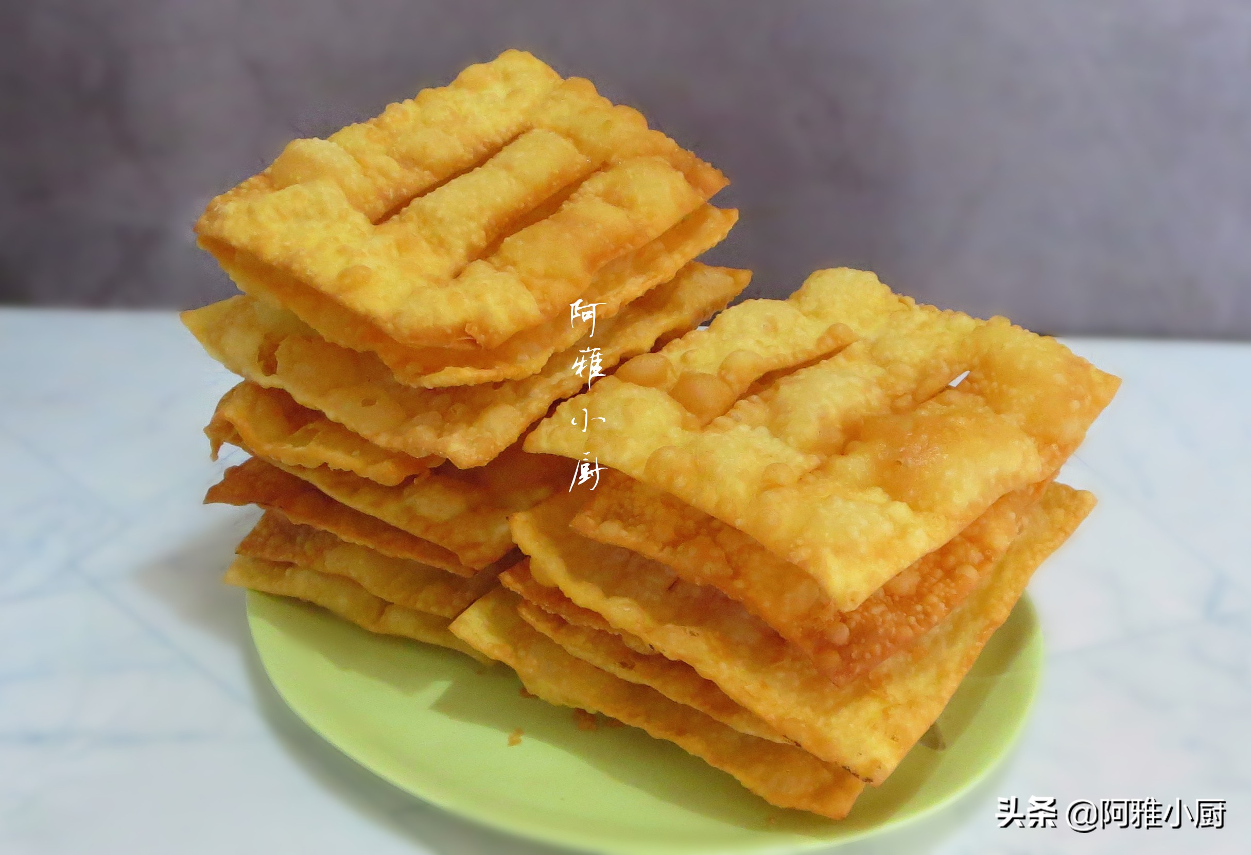 一碗面粉2个鸡蛋教你做香甜酥脆,一碗面粉两个鸡蛋独家做法