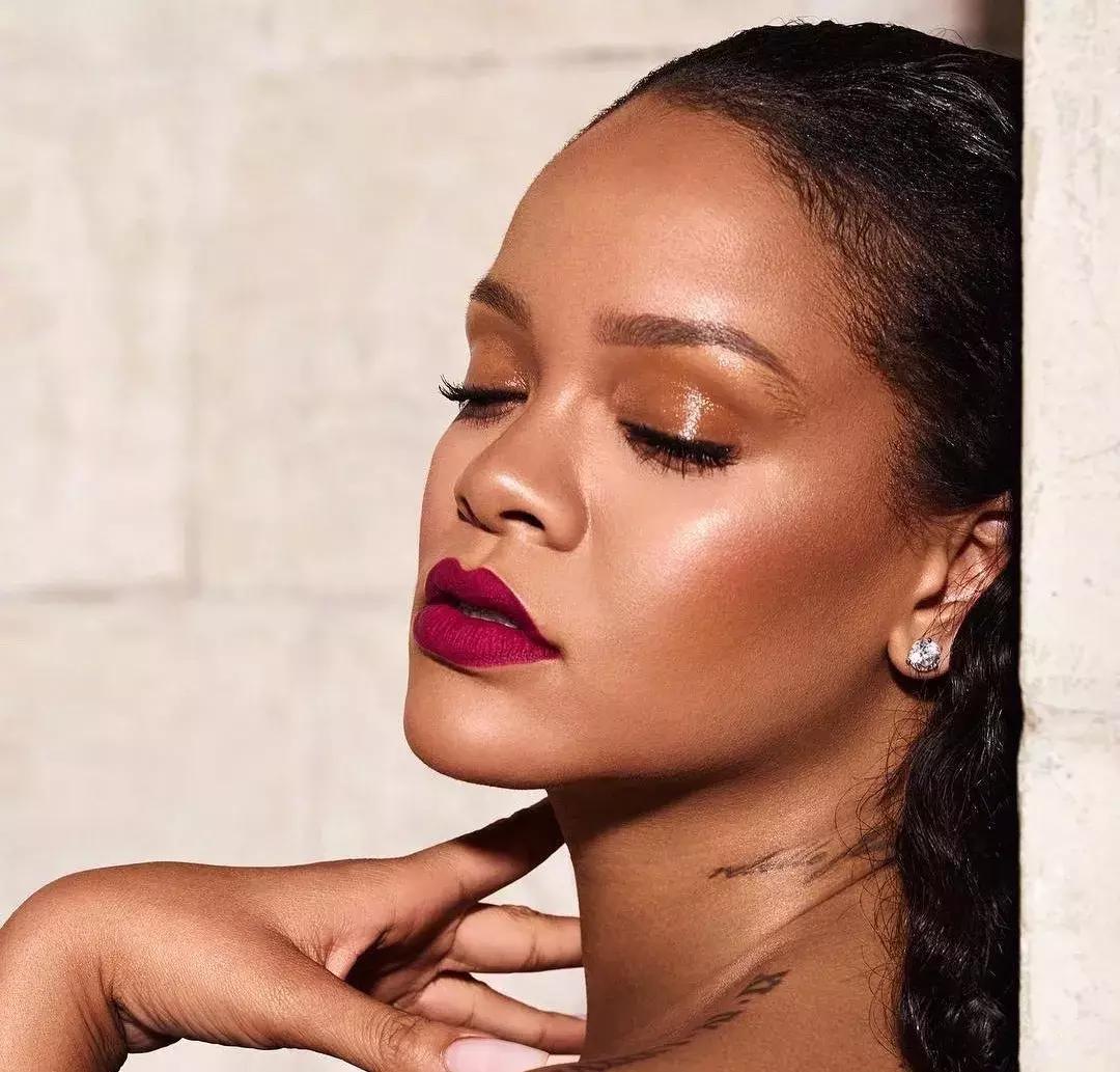 学会Rihanna、钟楚曦、张韶涵的高光技能,比打10针玻尿酸都管用