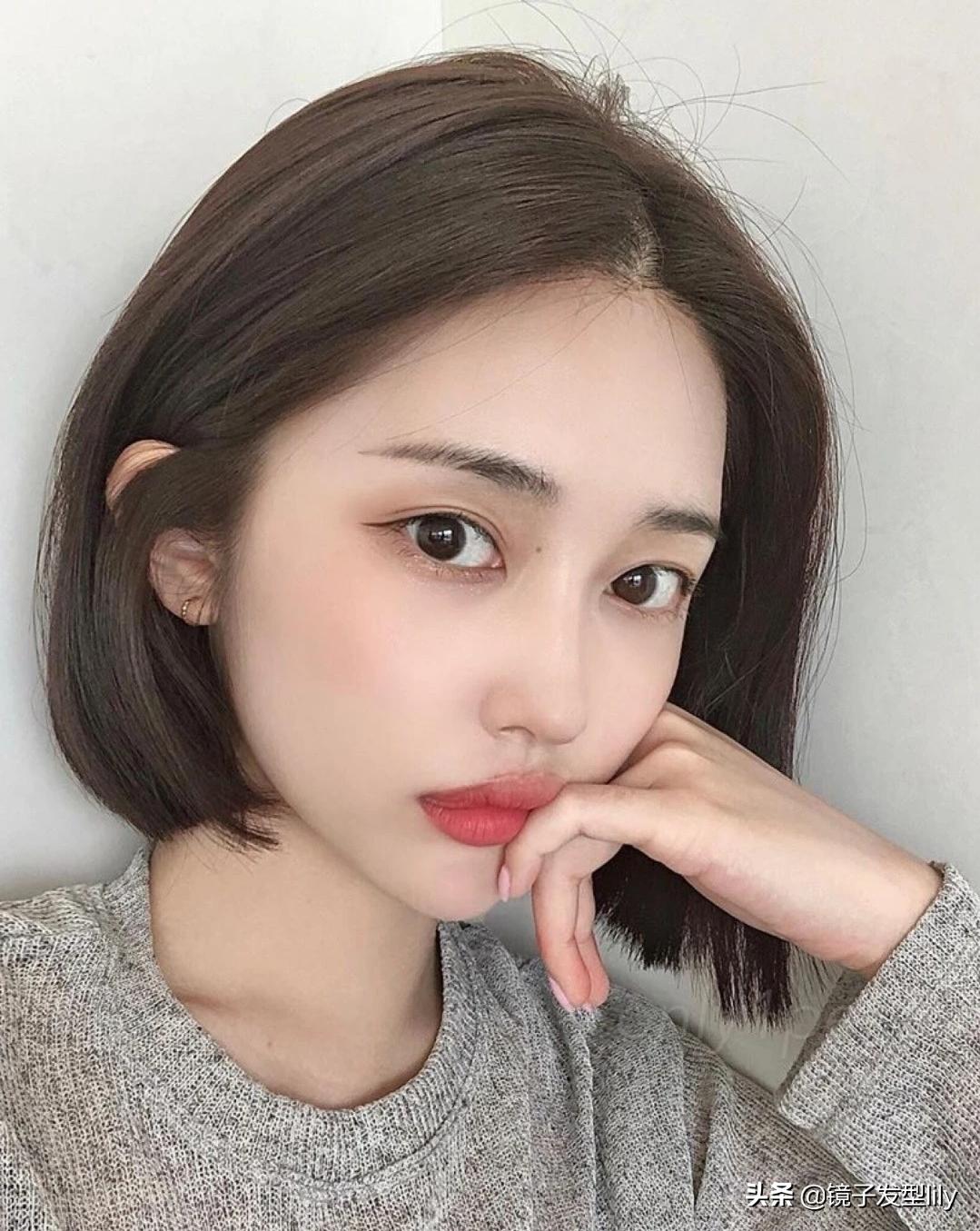 可爱的发型显脸小长发,小脸型短发发型设计