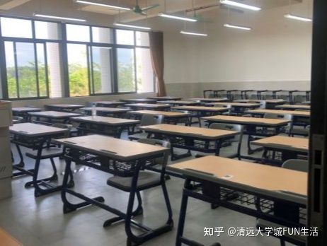 广州广东南华工商职业学院学费,广东南华工商学院各专业的学费