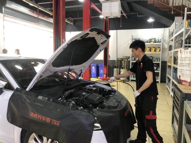 新人怎么在途虎养车保养最便宜,凯迪拉克xt4途虎养车做保养靠谱吗