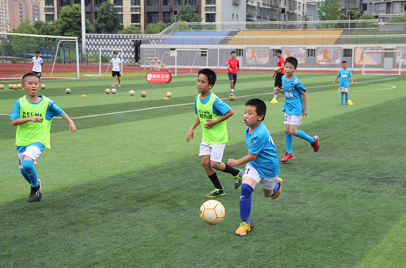 南充奥航足球俱乐部教得好吗,南充奥航青少年足球培训基地