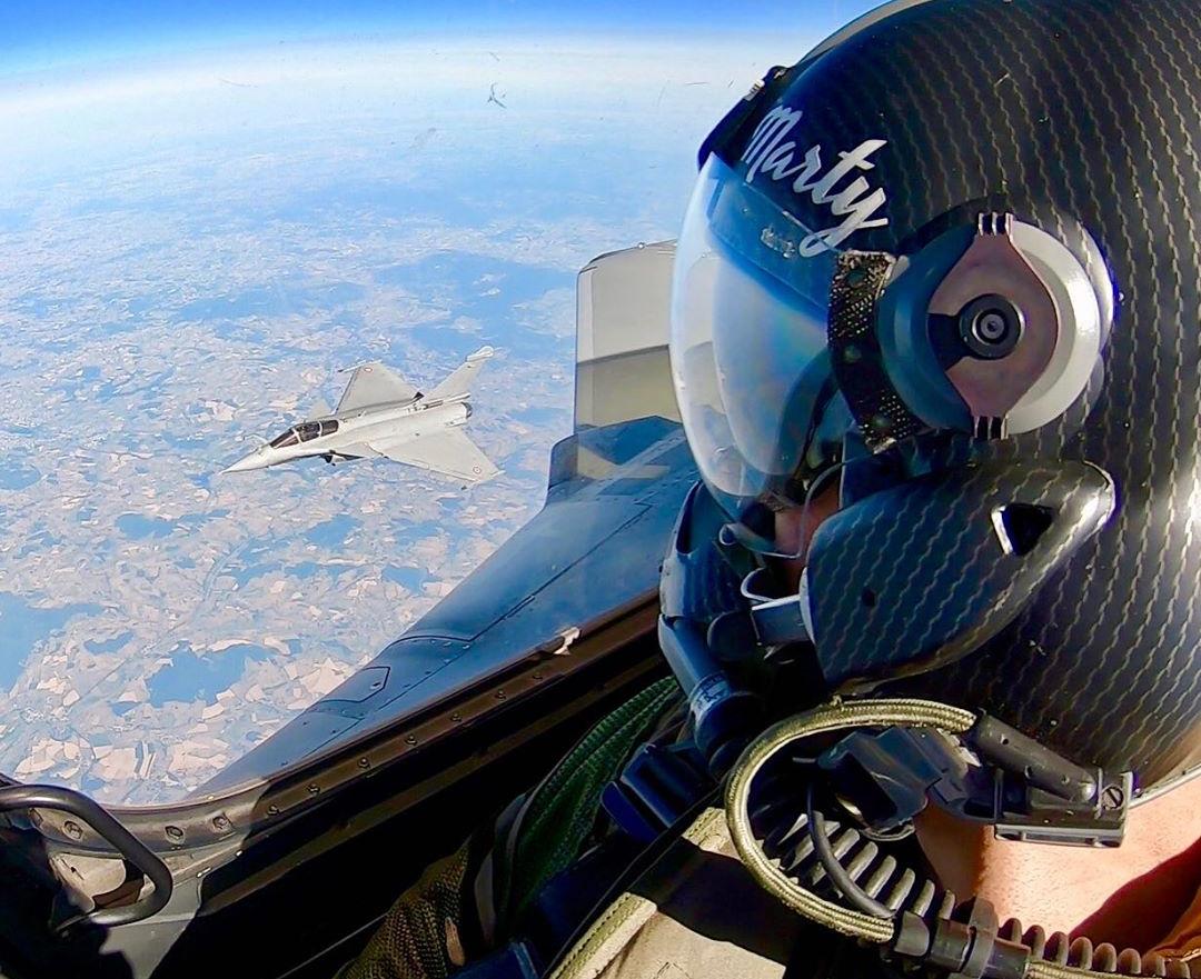 达索阵风战斗机vs布加迪,法国达索阵风