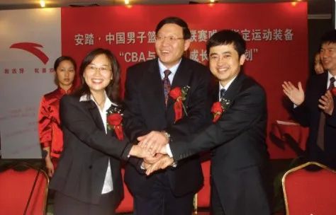 安踏vs李宁,安踏vs耐克vs李宁篮球鞋