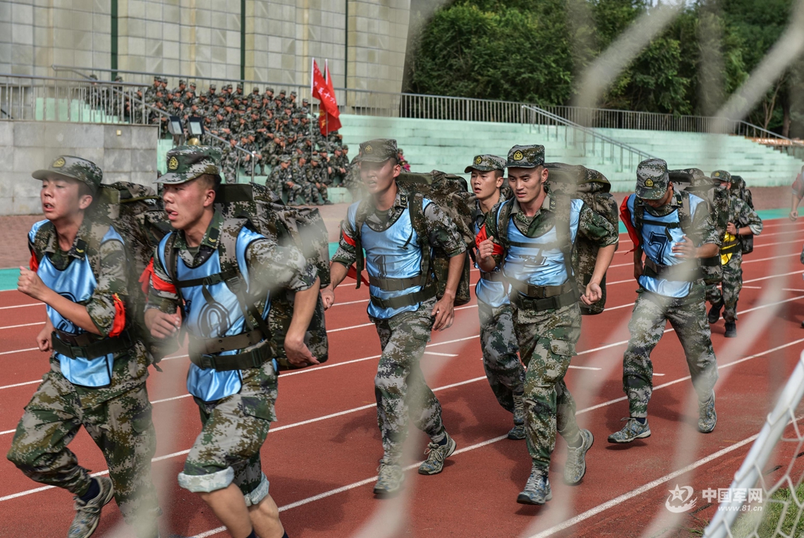 聚焦实战，这场军事体育运动会超燃