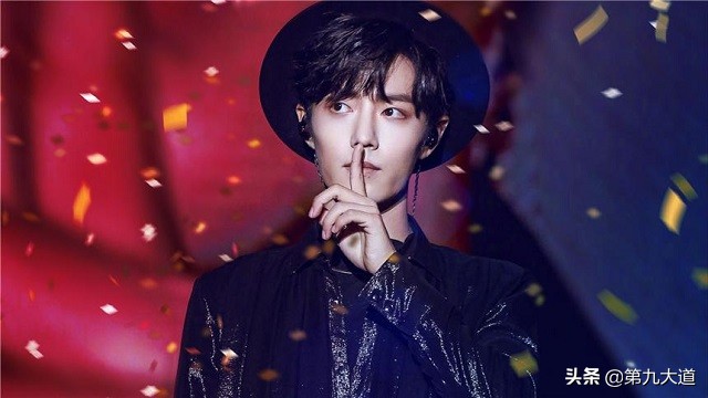 下水塘、被拖拽、被倒吊,发生在片场的这些事,肖战没有一句怨言