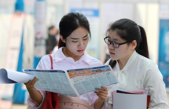 学计算机就是修电脑的,学计算机的都是修电脑的