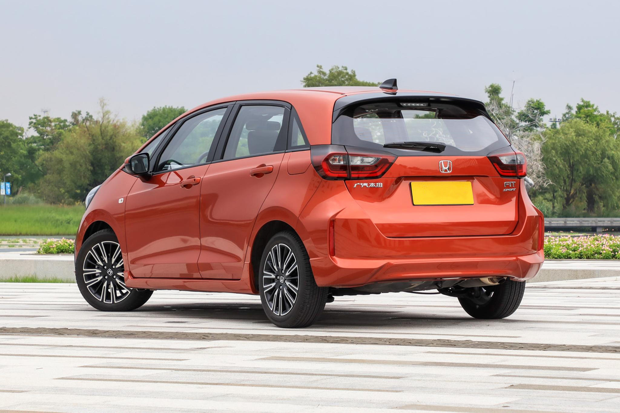 本田飞度为什么被称为平民超跑,本田飞度平民的超跑