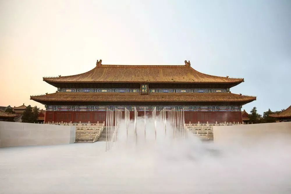 “穿着1万6的羊绒衫上班,老板夸我像章泽天”