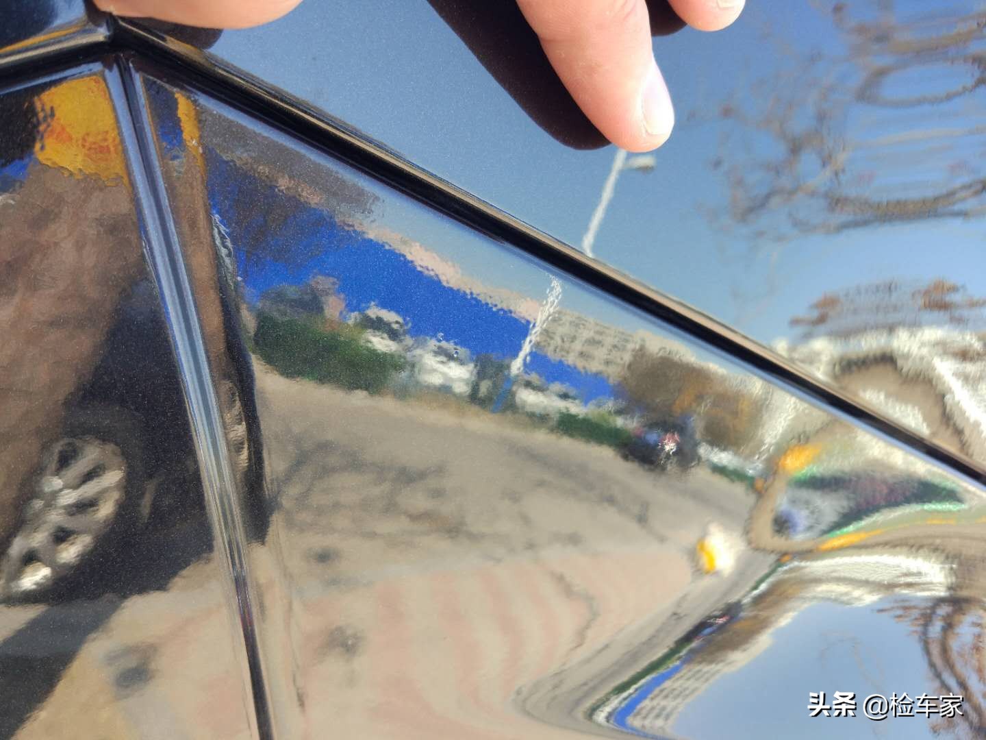 2万公里贬值80多万,45万买辆V8+6.4L的JEEP大切诺基SRT还值吗?