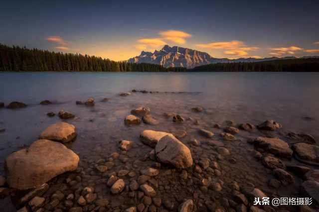 拍风光做不到远近都清晰?这张年保玉则金山照里有“解药”
