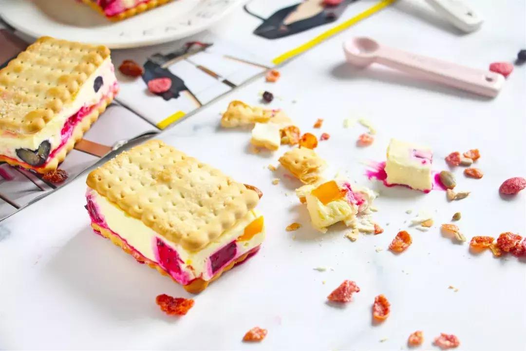 冰淇淋三明治怎么做,三明治冰淇淋老式