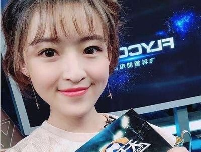 女主持人醉酒被央视开除,被央视开除的美女主持人