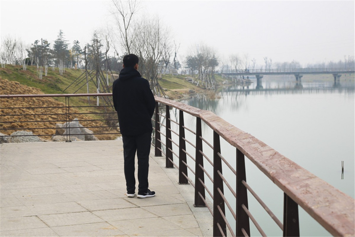 jackwolfskin狼爪男士冲锋衣,狼爪冲锋衣与普通冲锋衣有何区别