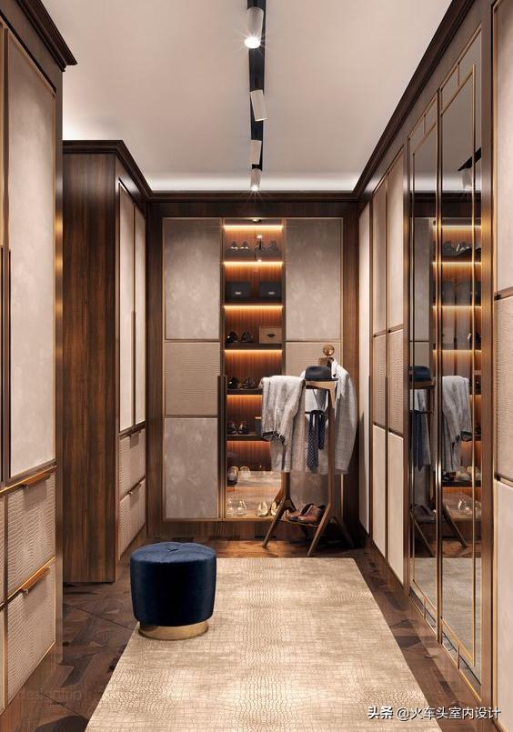 走入式衣帽间设计效果图轻奢风,轻奢简约大气衣帽间