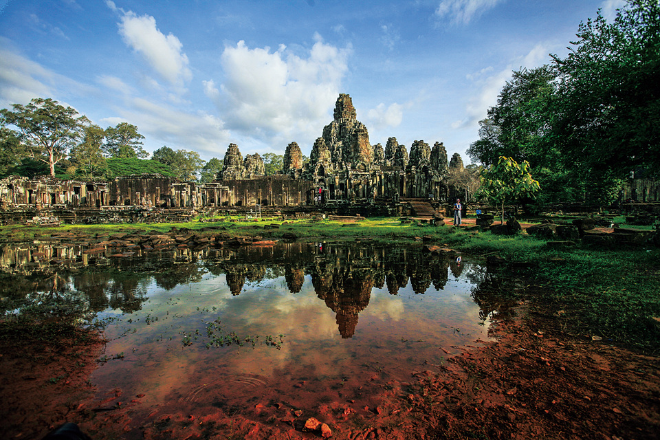 柬埔寨吴哥窟视频,柬埔寨国宝吴哥窟建筑