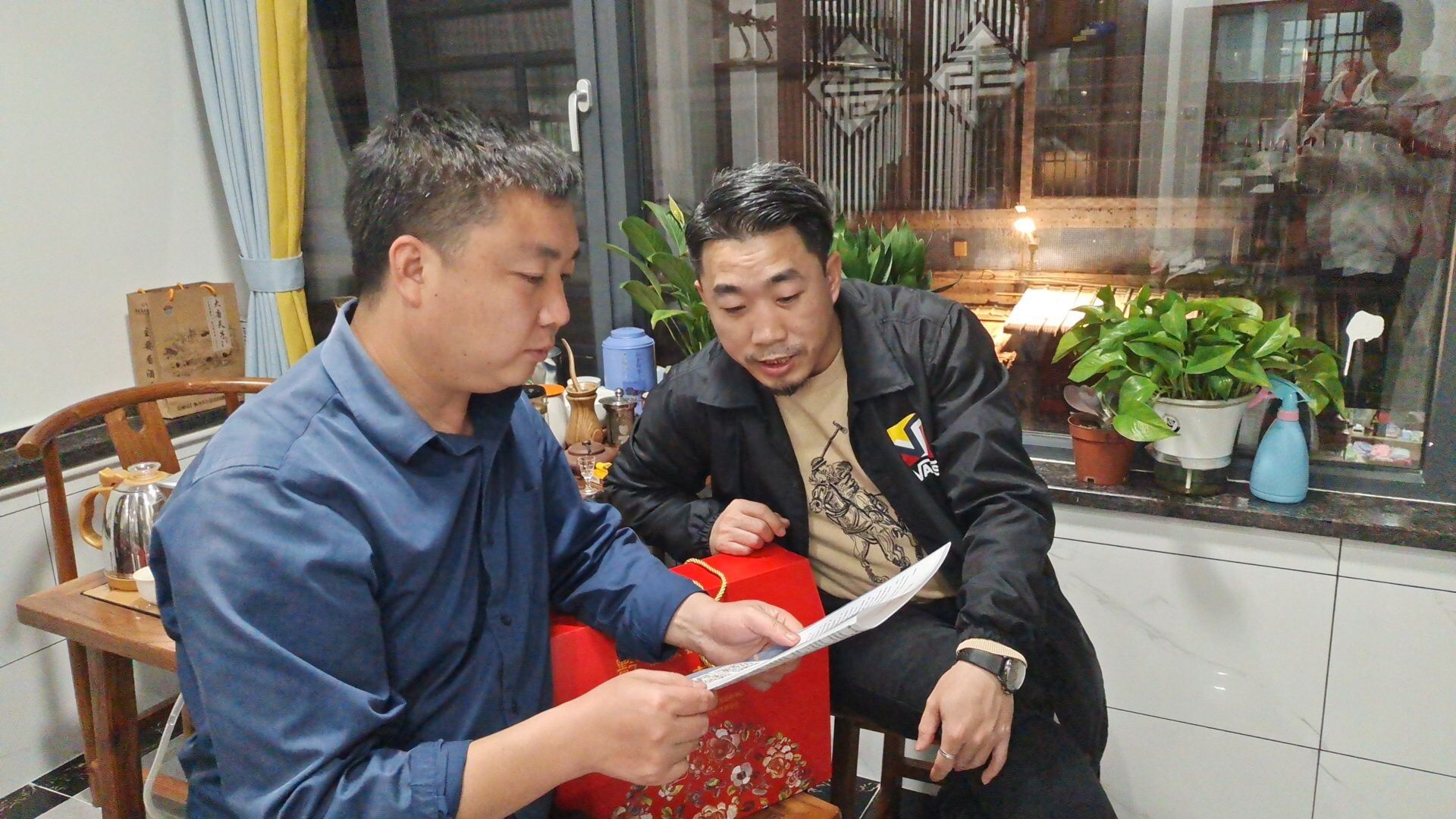 慰问共青团员,慰问异地过年青年