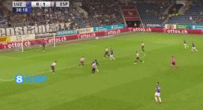 武磊一夜连遭2次打击：仅替补登场20分钟连一脚射门都没