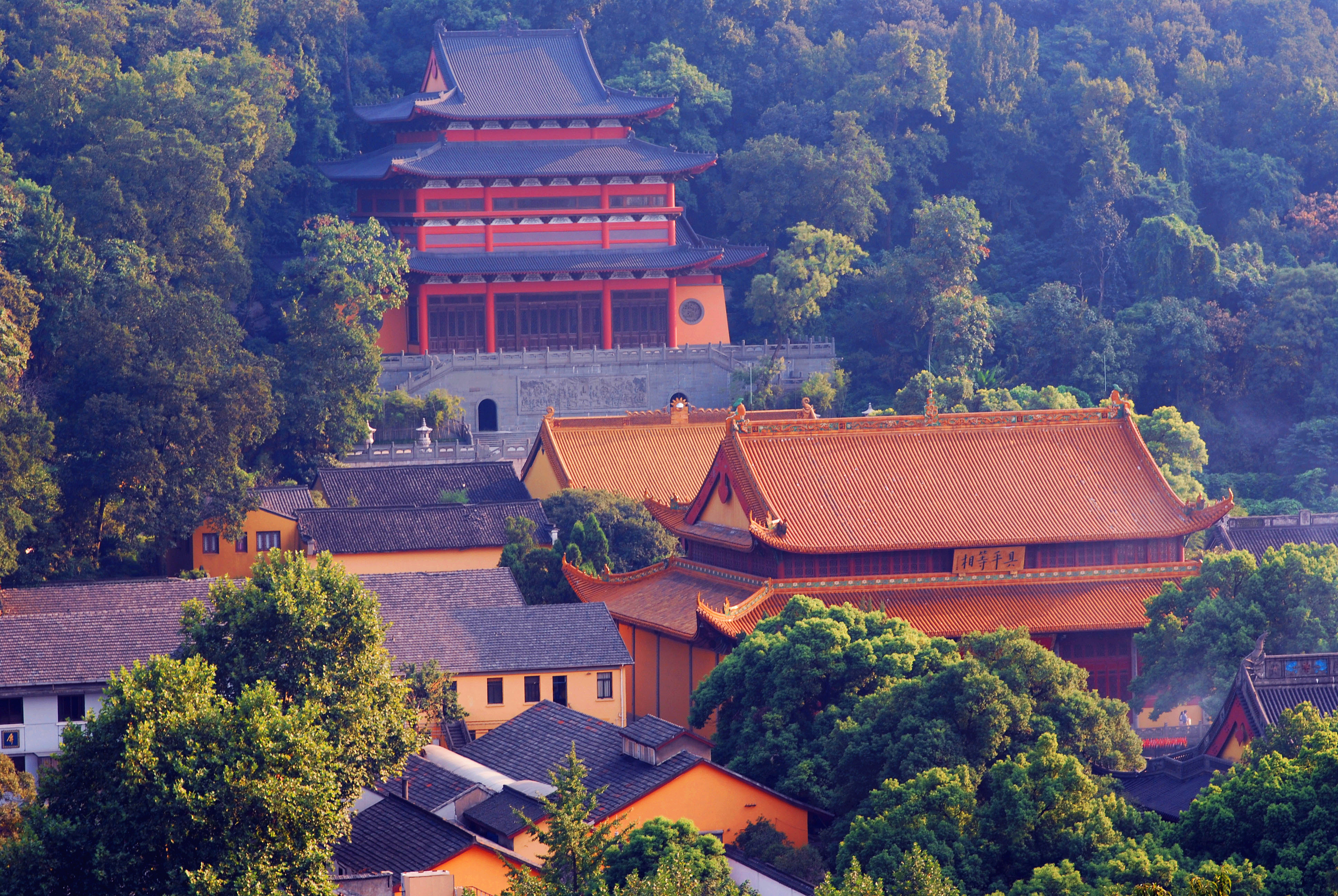 信佛相信佛的存在,信佛信则有不信则无