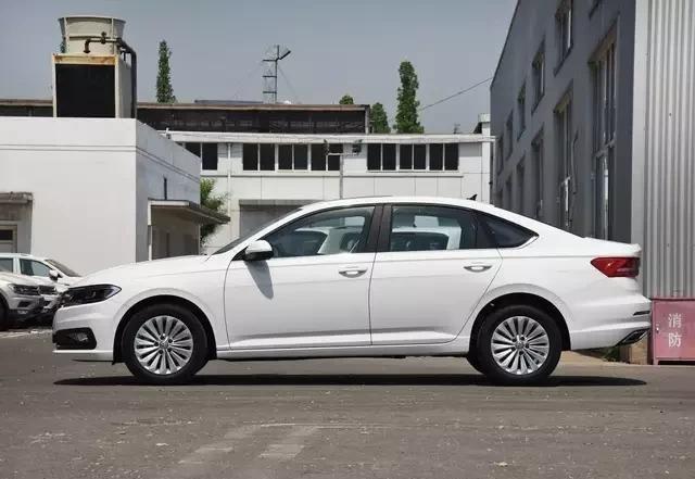 朗逸plus自动风尚版落地,朗逸plus自动风尚版落地价