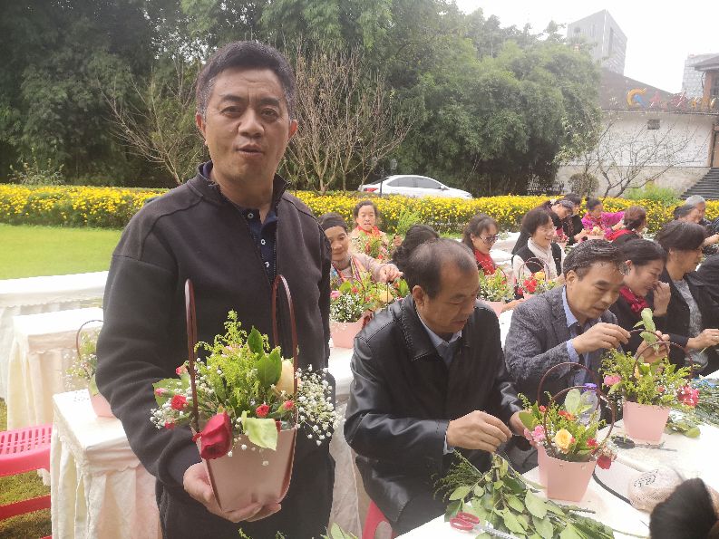 迎江社区开展庆重阳节活动,爱成都迎大运社区活动方案