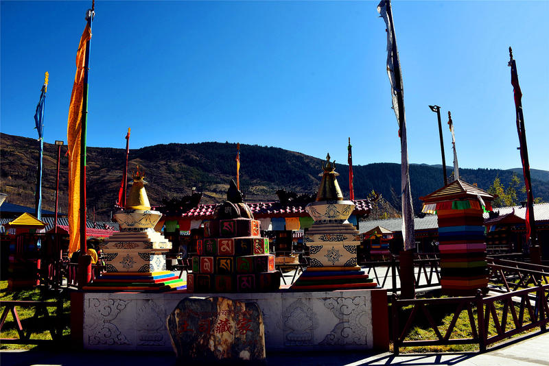 置身于童话中的九寨沟,畅游人间仙境黄龙九寨沟七日游