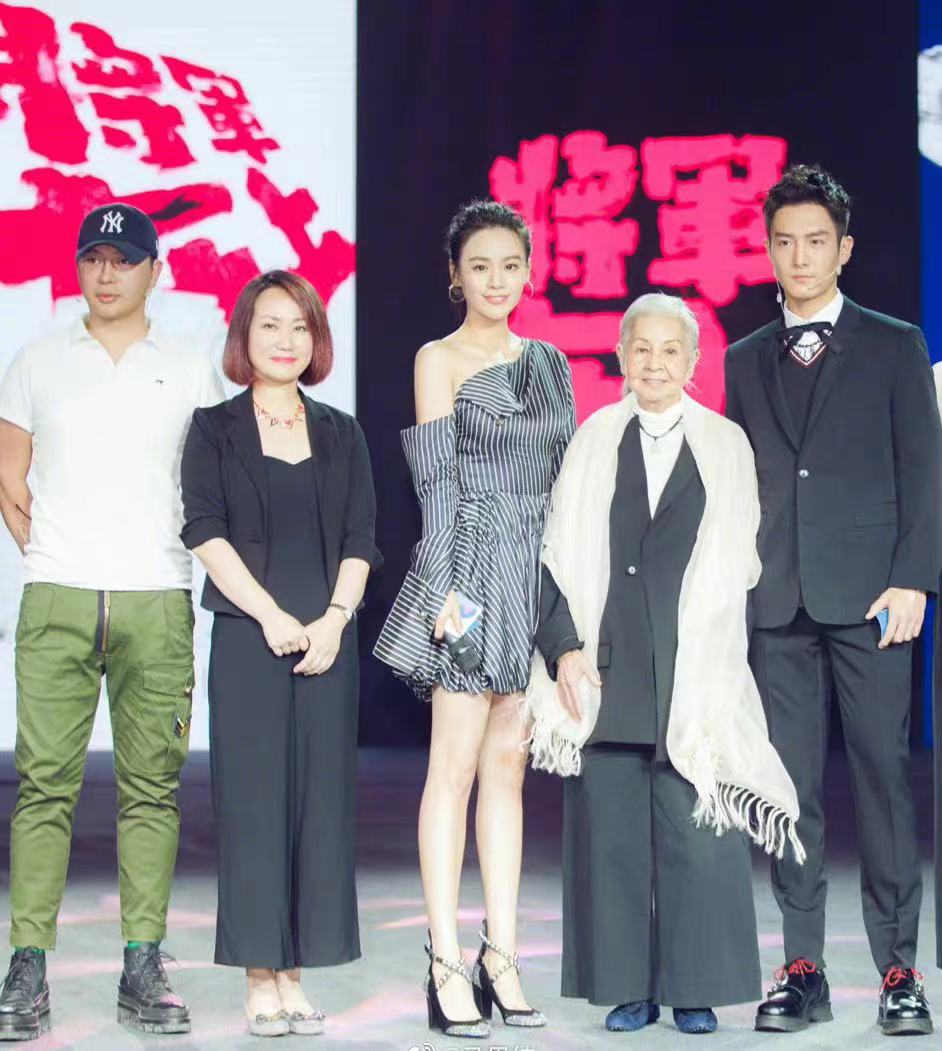 和田惠美去世，曾获奥斯卡最佳服装设计，张艺谋马思纯发文悼念