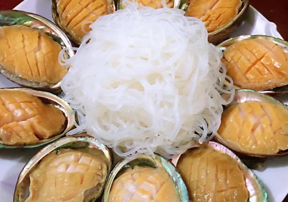 怎么做鲍鱼肉质不老而且嫩,过年鲍鱼怎么做好吃又简单