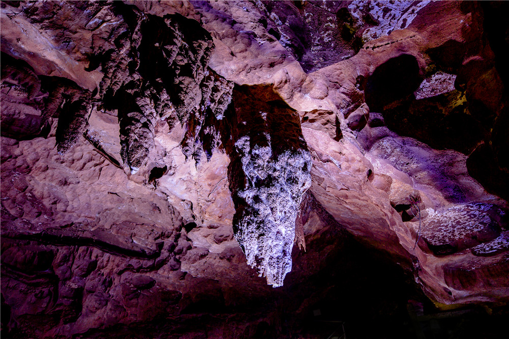 桂林世界溶洞奇观,桂林神奇的山洞