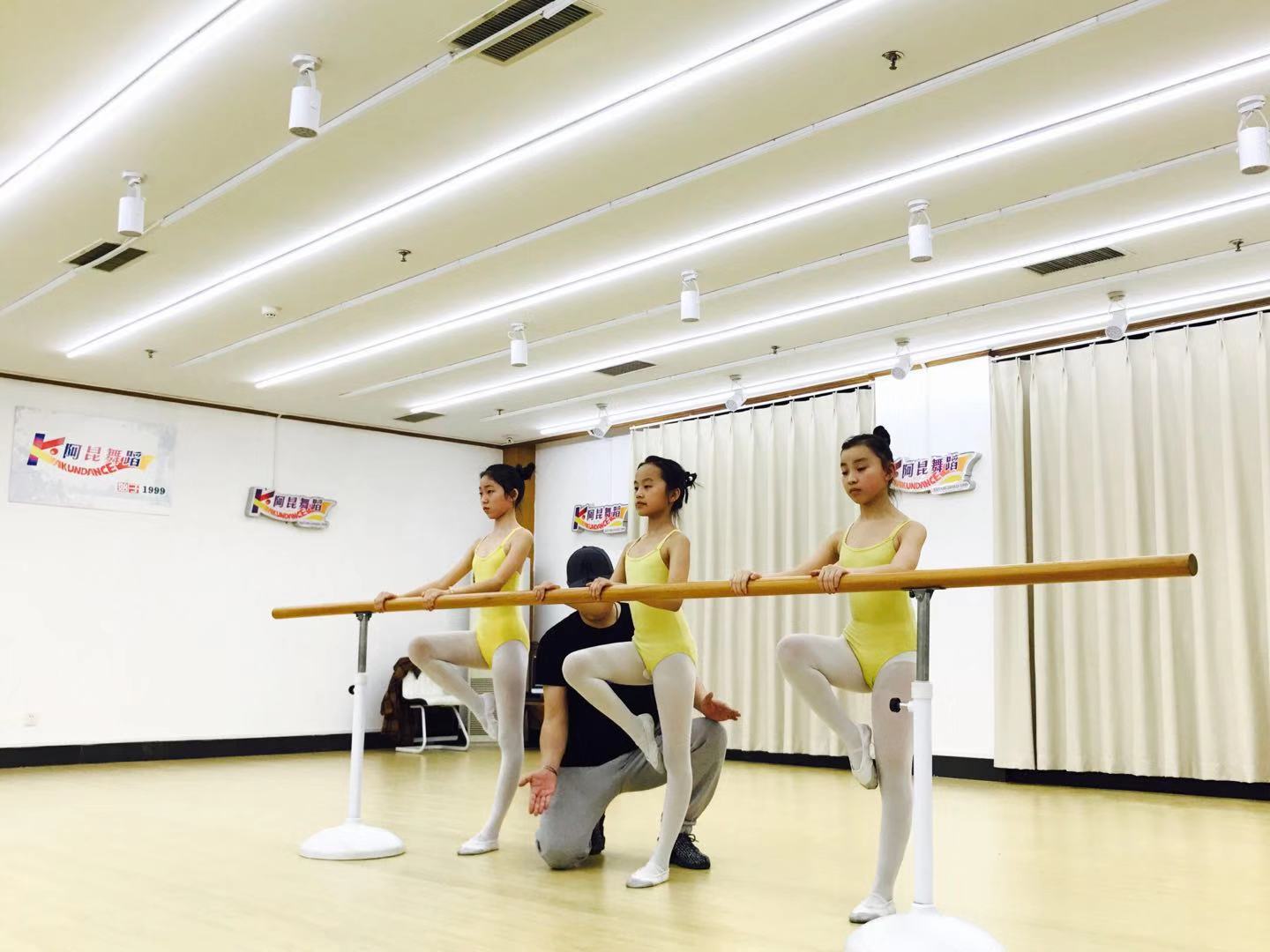 济南舞蹈培训哪家好,济南桃李舞蹈培训电话号码