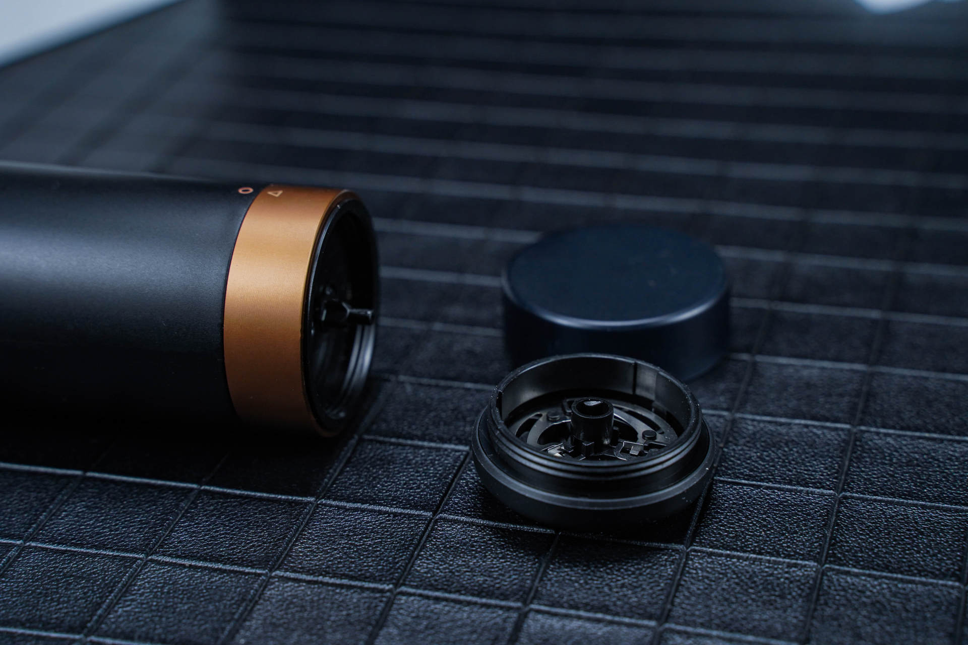 型男必备迷你剃须刀便携超长待机,型男必备小米剃须刀怎么选才超值