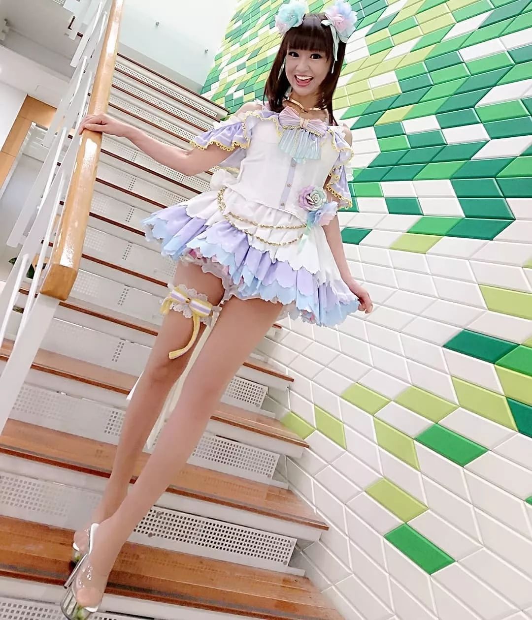 日本小姐姐被宠溺,日本小姐姐成长轨迹