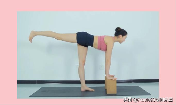 臀侧凹陷穿衣丑更显老,臀凹陷假胯宽怎么穿搭