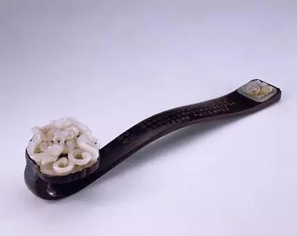 古人挠痒神器，一柄在握，岁美人和