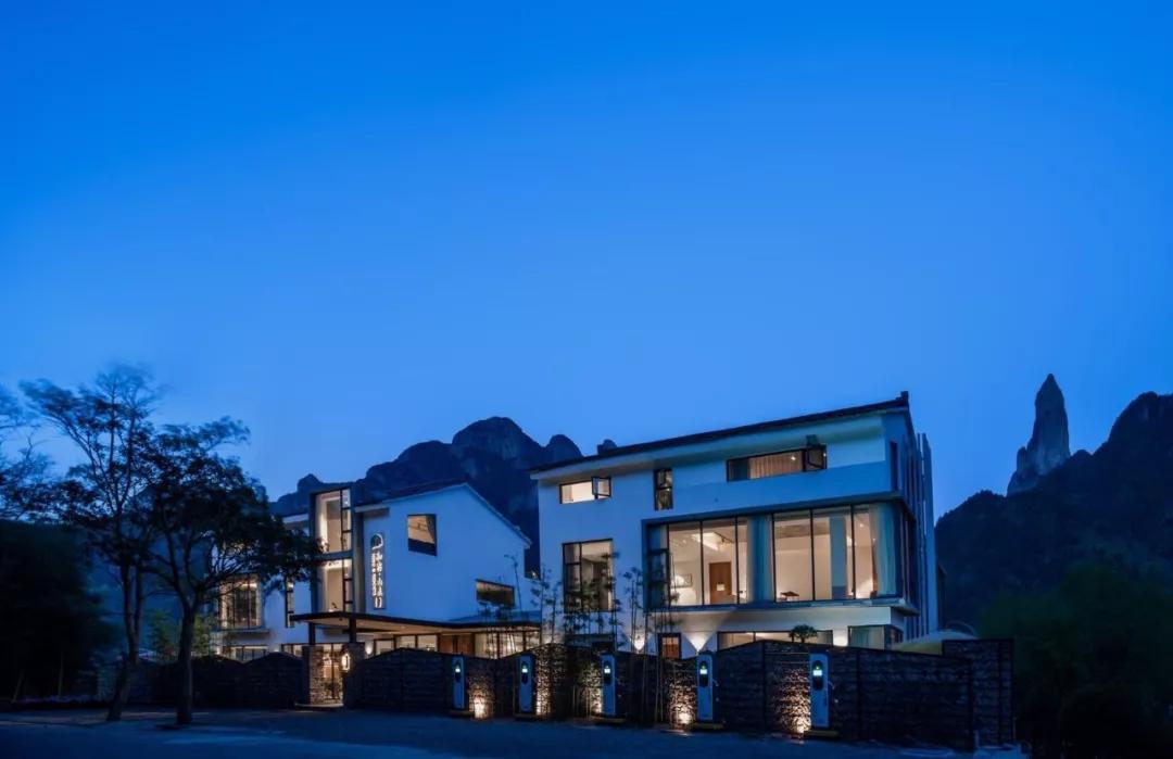 眺云海秘境、西子春晓，每一家都是旅行艺术，带你躺入春天~