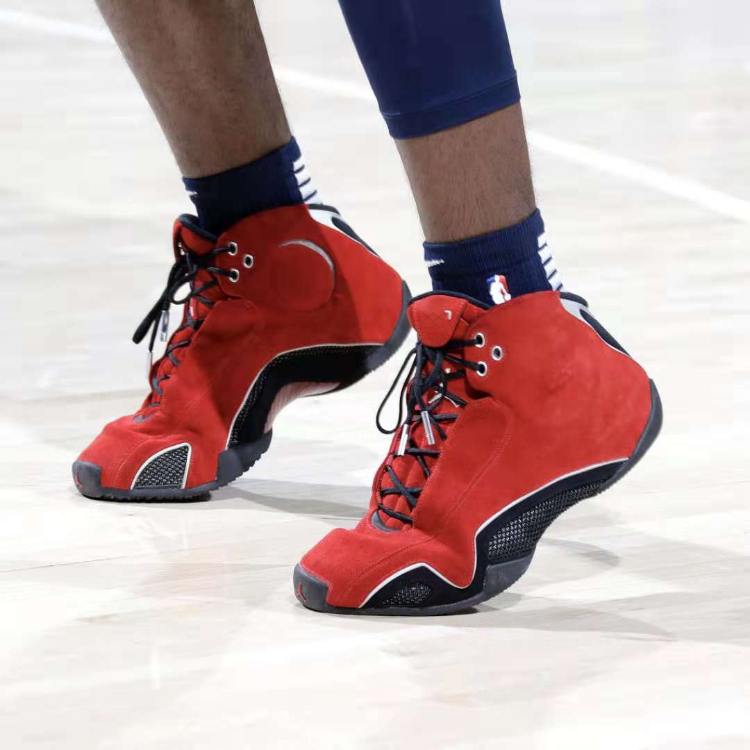 盘点nba上脚球鞋哈登篇,nba球鞋今日上脚