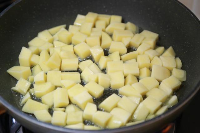 口臭吃什么维生素效果最好女性,碱性食物去口臭