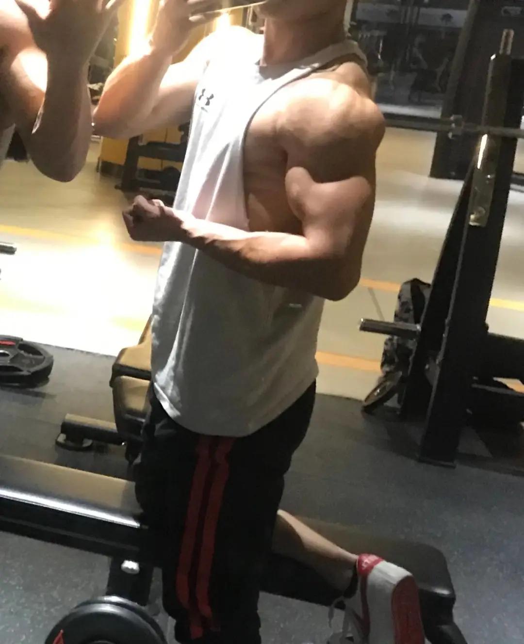 “喜欢上这种肌肉疼痛的快感...”15个最钟意的健身动作