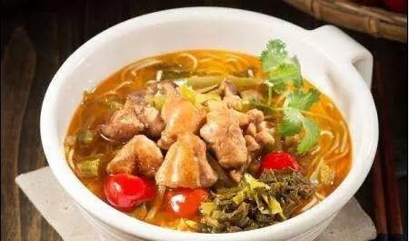 大厨分享9款开胃酸菜菜品做法,开胃酸菜的吃法大全