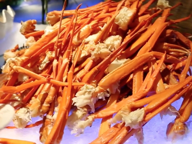 100元一位的海鲜自助,100块钱一位的海鲜自助能赚多少钱