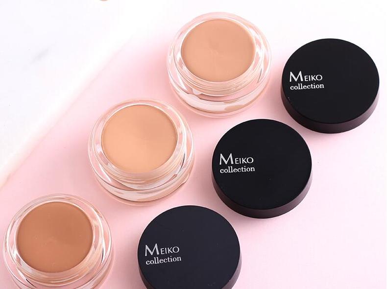 油皮粉底怎么才能脱妆不卡粉,油皮粉底怎么才不会斑驳