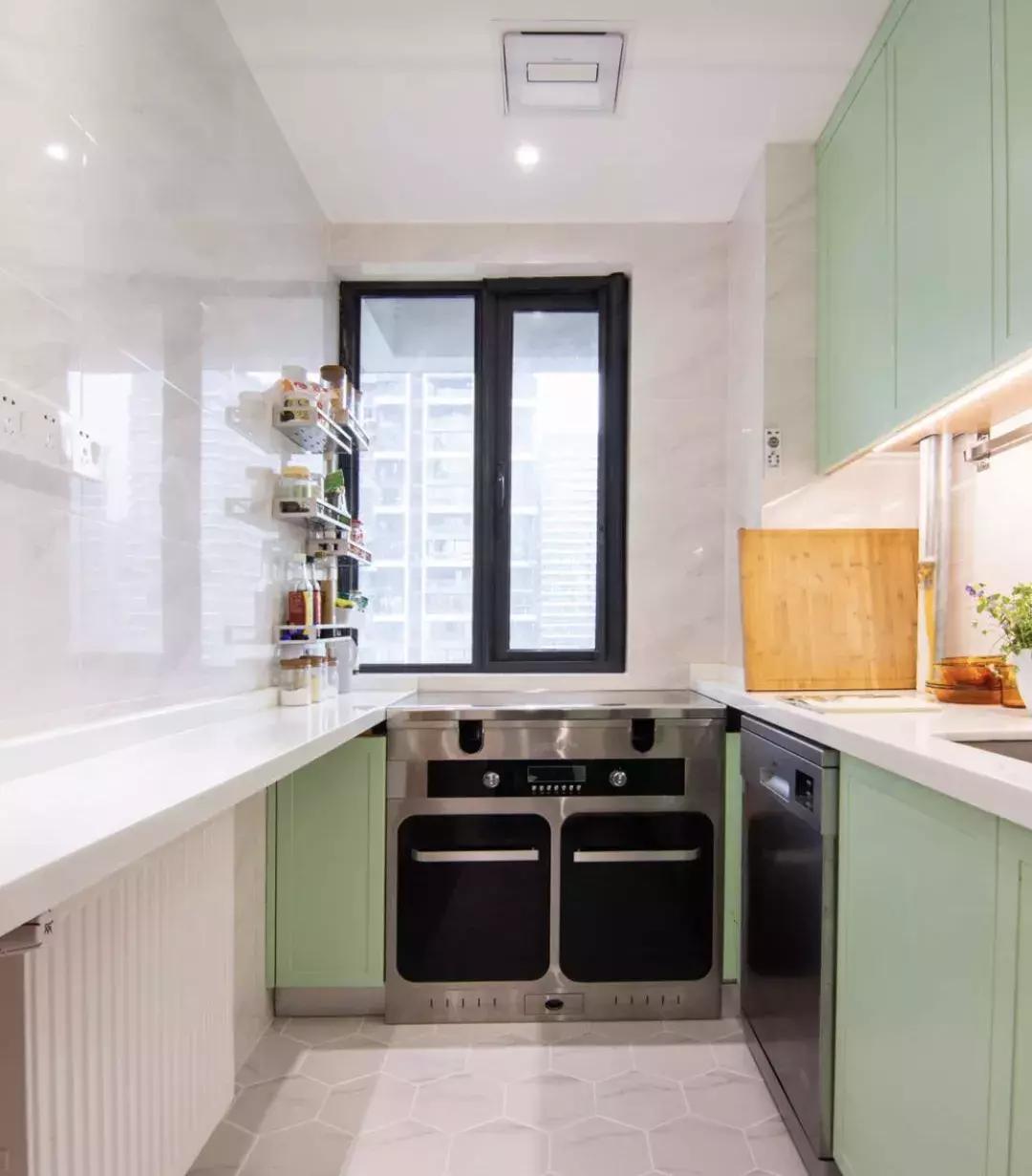 开放式厨房好不好看油烟会不会大,开放式厨房装修效果图无门防油烟