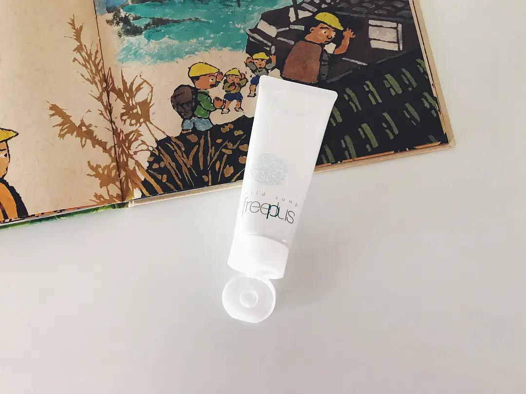 12款洗面奶测评|我们试遍了网上最火的那些洗面奶