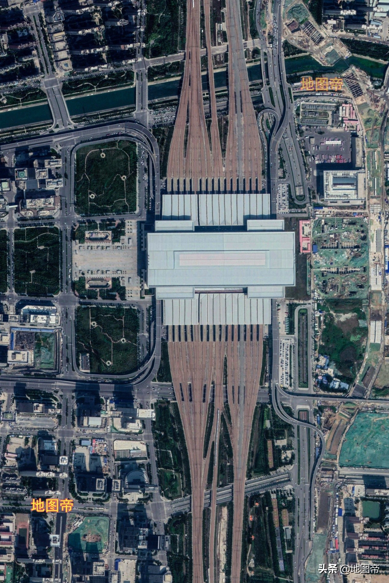 新郑是郑州东站吗,新郑是郑东新区吗