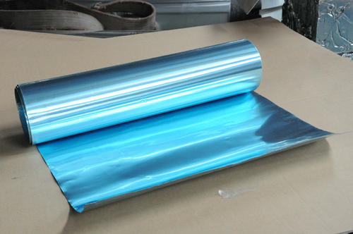 汽车空调出来一股骚臭味解决办法,小车空调出风口有臭味是什么原因