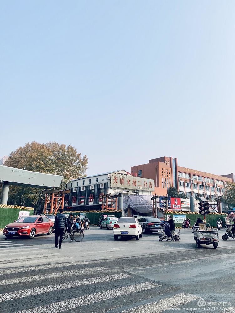 手机拍洛阳,涧西牡丹广场老照片