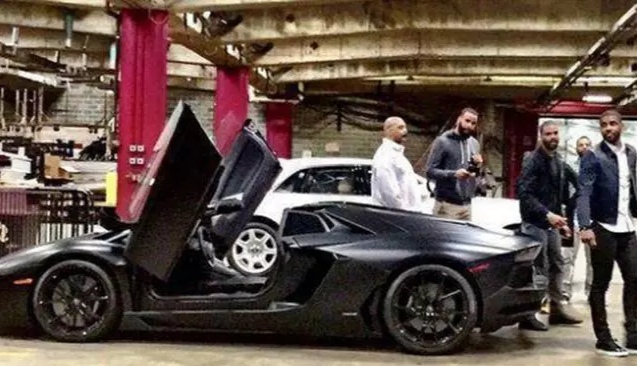 NBA球员的座驾：姚明太低调，库里钟爱保时捷，拉文买碟中谍同款