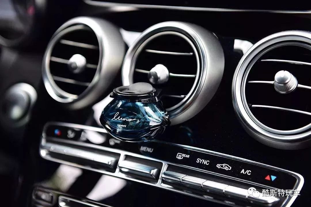 车里发霉有异味的解决办法,5招实用方法轻松去除车内烟味